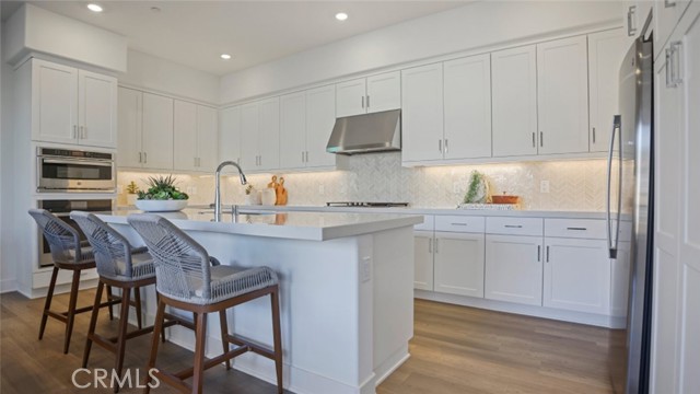 Property photo of 198 Billings
