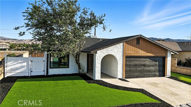 Property photo of 1572 E Avenue Q13
