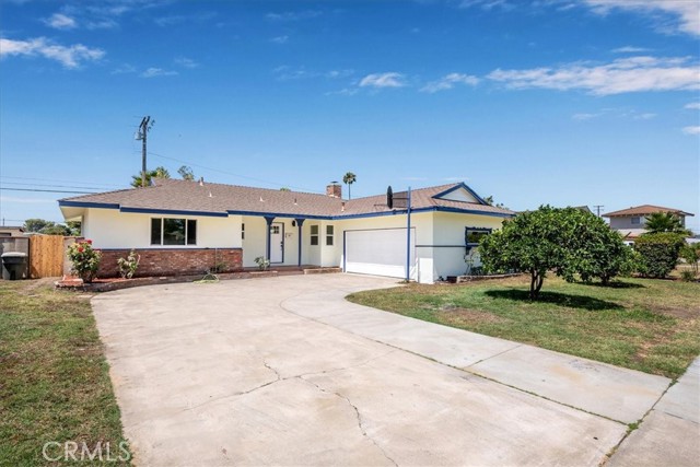 Property photo of 11251 Bowles AV