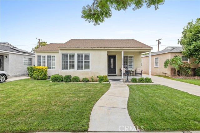 Property photo of 15112 Flomar DR