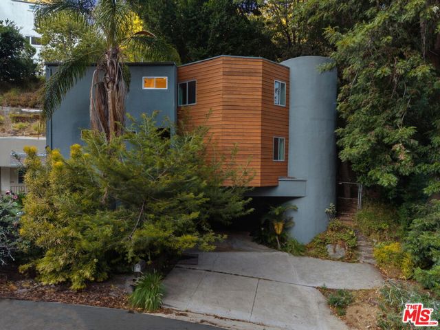 Property photo of 2180 Laurel Canyon BL