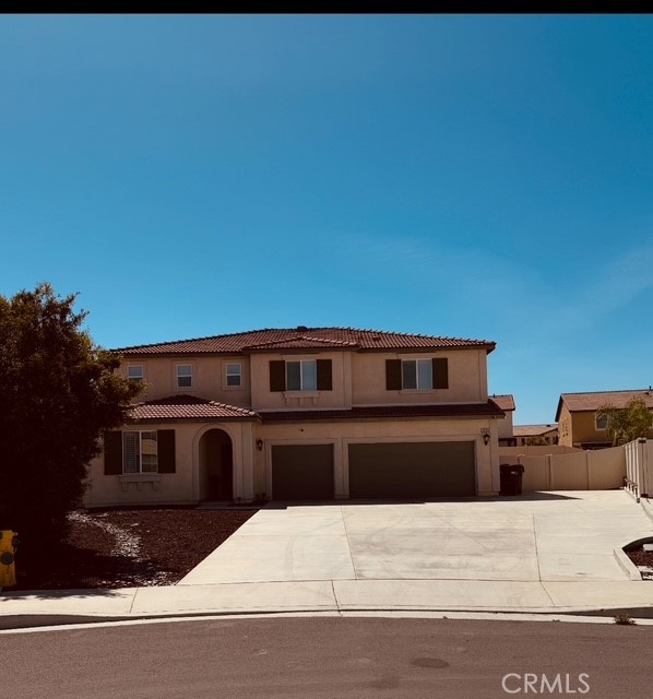 Property photo of 36569 Olea CT