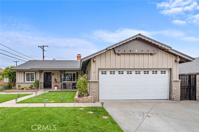 Property photo of 1707 E Romneya DR