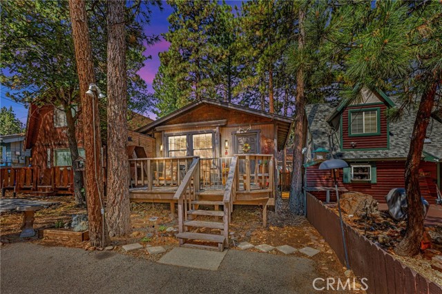 Property photo of 266 Victoria LN