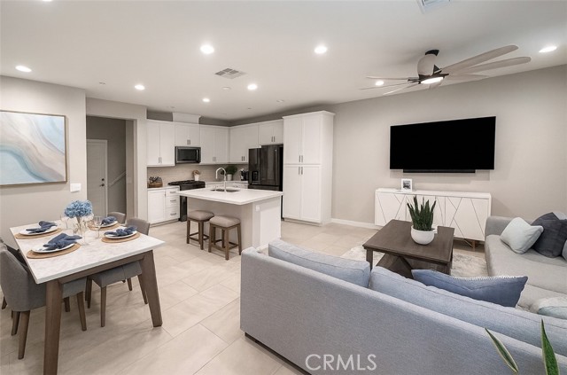 Property photo of 4016 E Peony Paseo