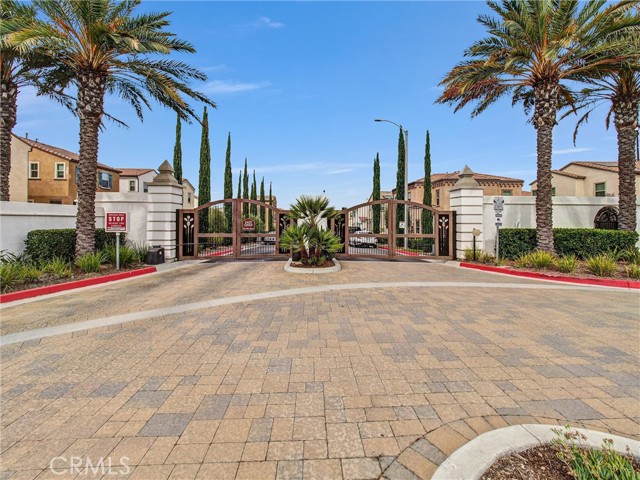 Property photo of 2253 Apple CT