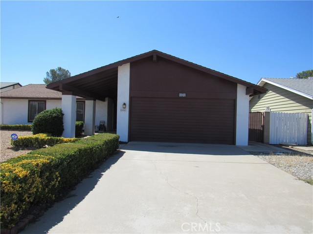 Property photo of 26541 Chambers AV