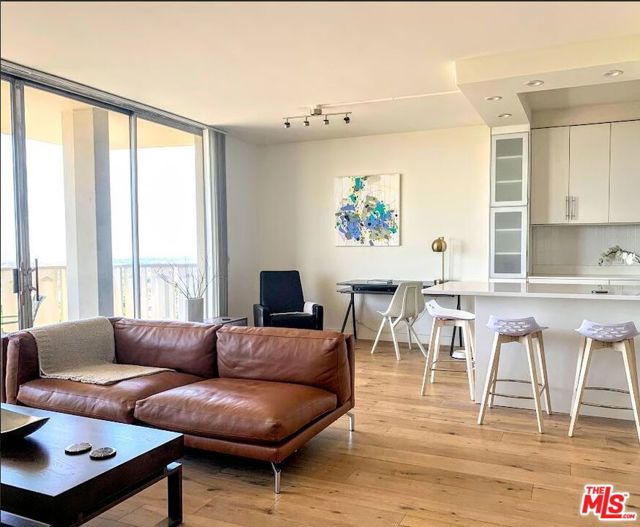 Property photo of 4411 Los Feliz BL