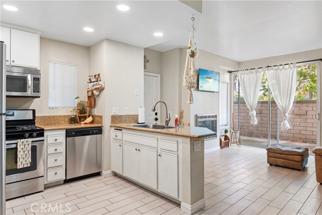Property photo of 28871 Canyon Point