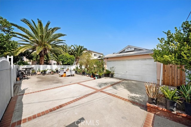 Property photo of 11457 Oxnard