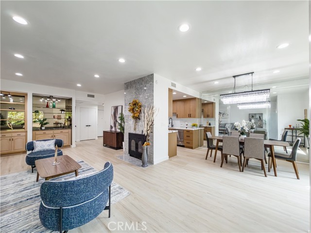 Property photo of 1944 Glendon