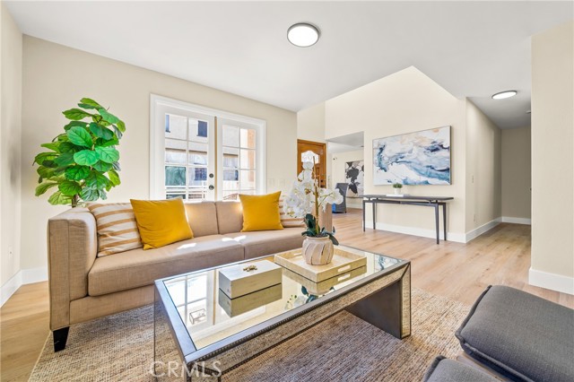 Property photo of 533 N Alhambra