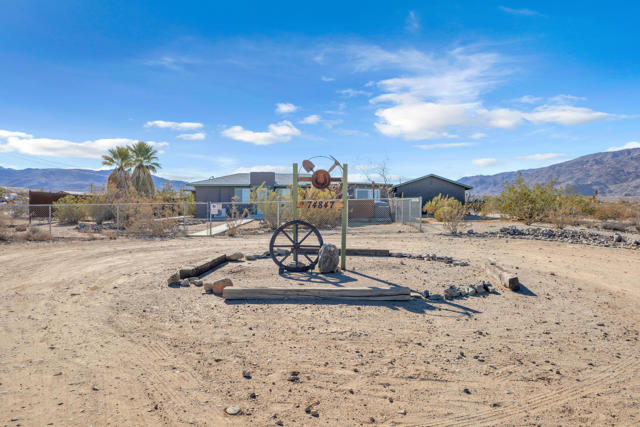 Property photo of 74847 29 Palms HY