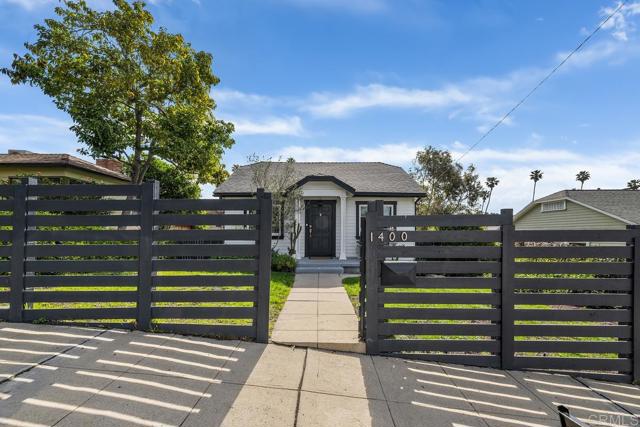 Property photo of 1400 Angelus AV
