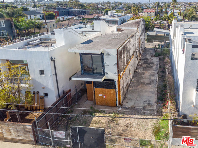 Property photo of 705 Broadway ST