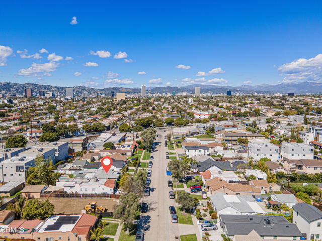 Property photo of 1849 Cylde AV
