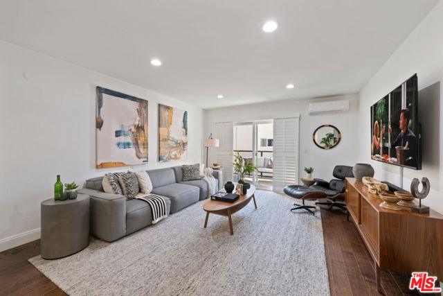 Property photo of 9005 Cynthia ST