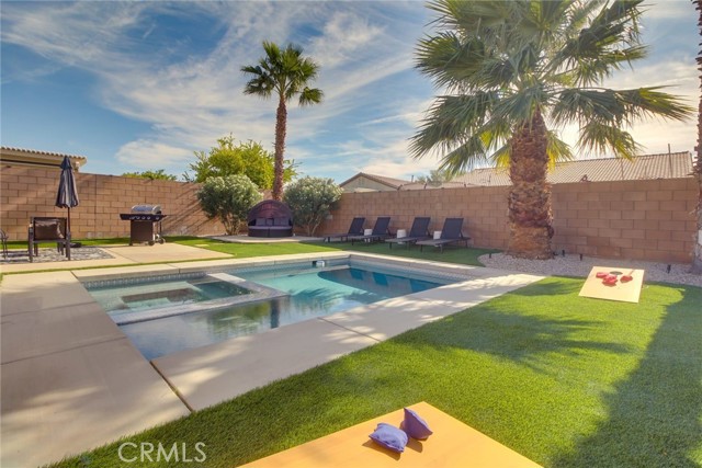 Property photo of 84105 Tramonto WY
