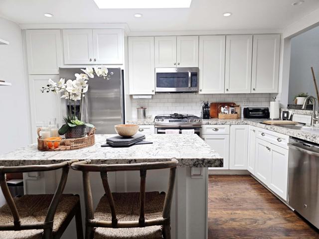 Property photo of 38858 Lobelia CR