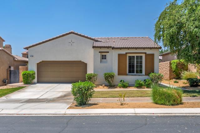 Property photo of 42749 Della PL