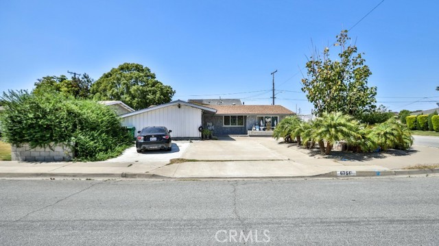 Property photo of 6751 Klondike AV