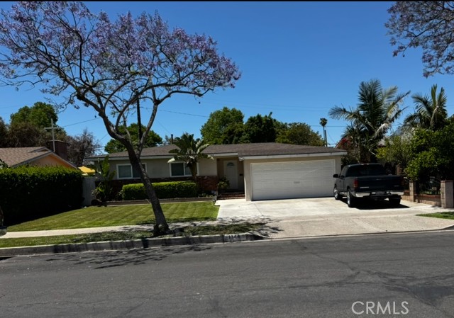 Property photo of 1344 S Douglas ST