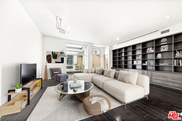 Property photo of 3119 Via Dolce