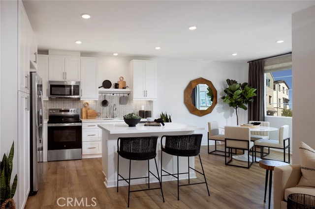 Property photo of 6137 Valentina Way DR