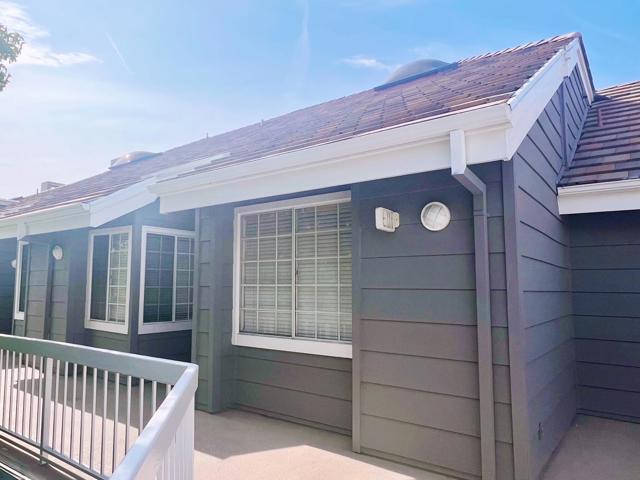 Property photo of 20371 Bluffside CR