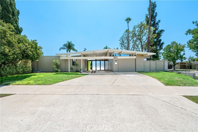 Property photo of 3730 E Casselle AV