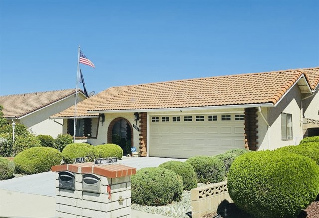Property photo of 2186 Redwood DR