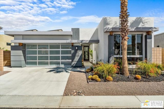 Property photo of 4201 Amber LN