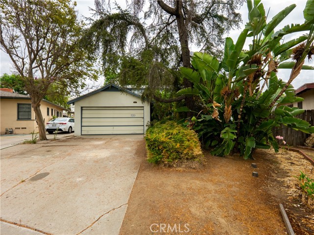 Photo of 320 S Redwood Av