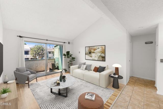 Property photo of 15438 La Mirada BL