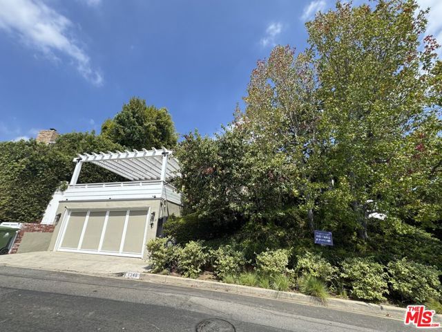 Property photo of 1348 Londonderry PL
