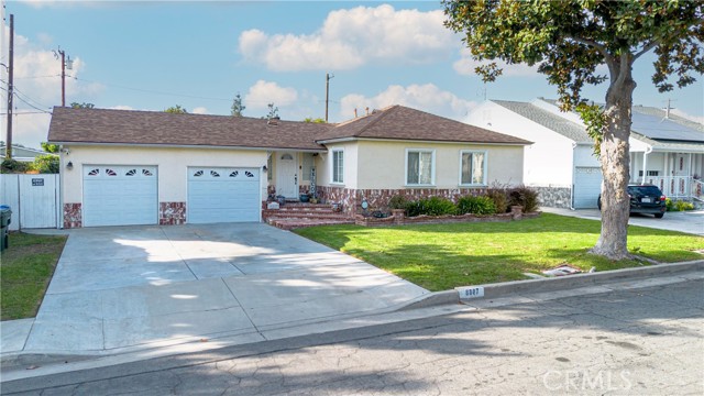 Property photo of 8807 Jacmar