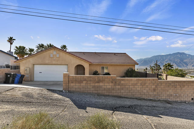 Property photo of 66900 Mission Lakes BL