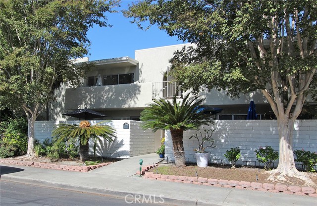 Property photo of 2189 Via Mariposa East