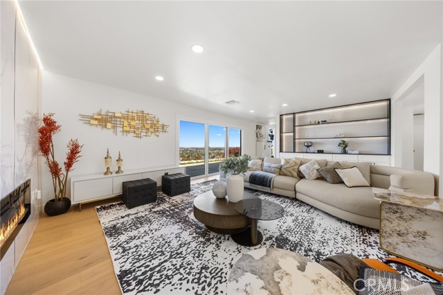 Property photo of 12284 Circula Panorama