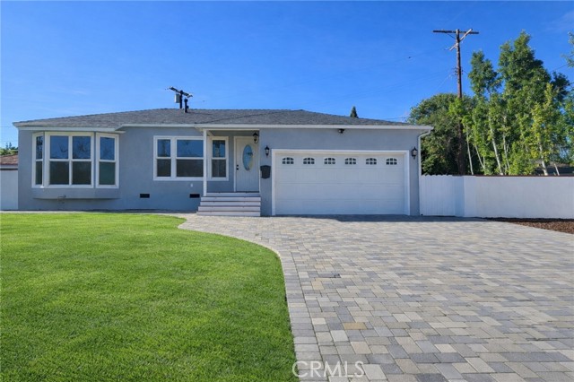 Property photo of 5001 Petit Ave