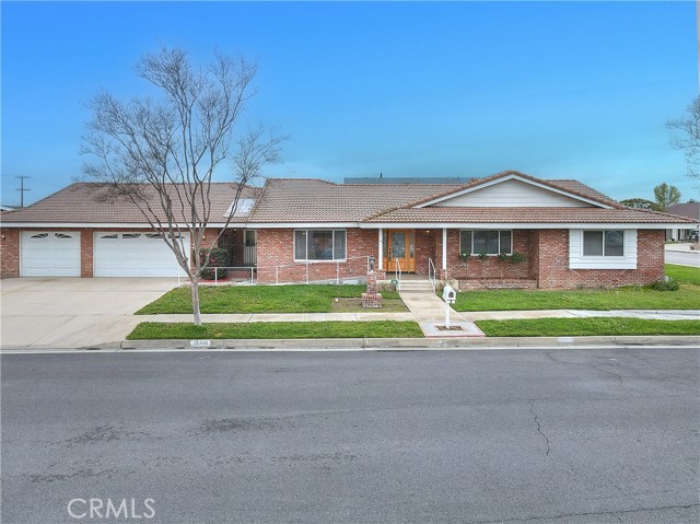 Photo of 12460 Magnolia Av