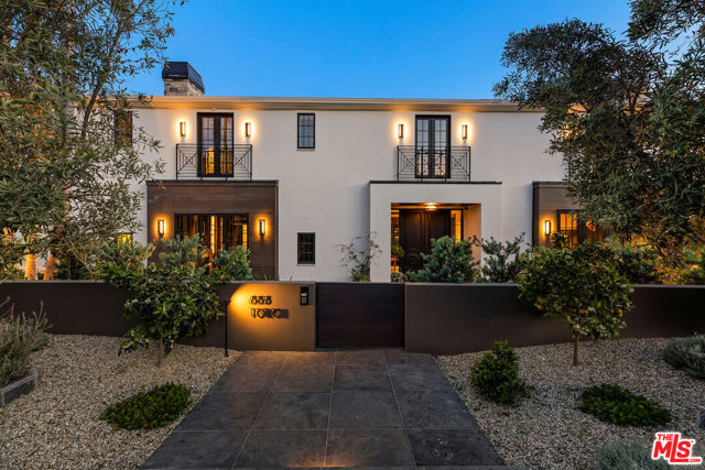 Property photo of 888 Toulon DR