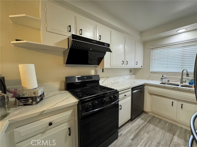 Property photo of 1881 Mitchell AV