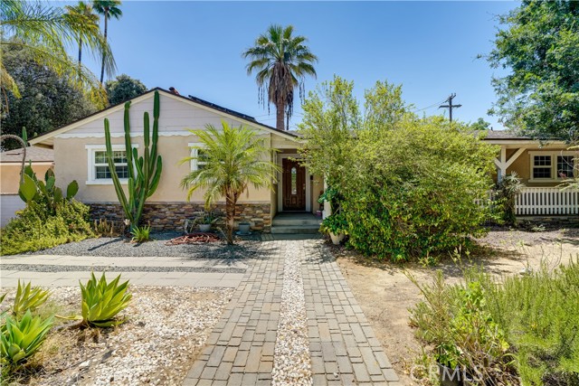 Property photo of 8084 Magnolia AV