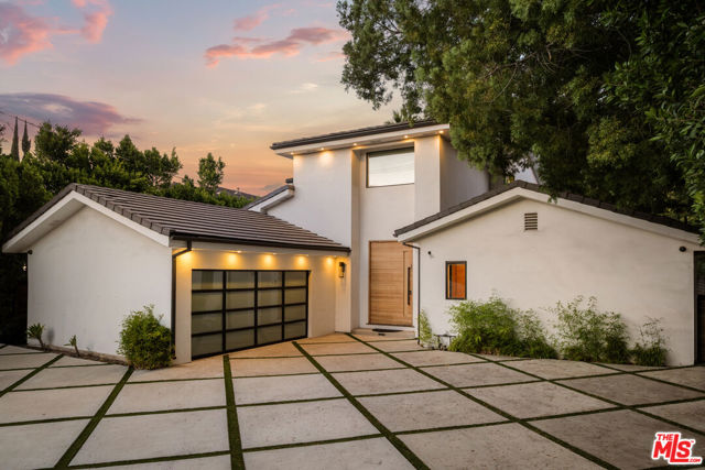 Property photo of 5062 Woodley AV