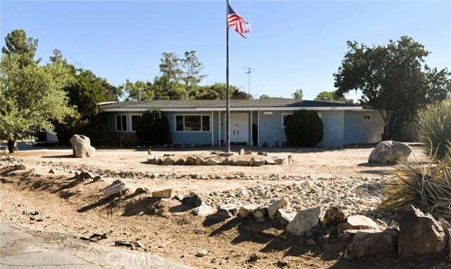 Property photo of 21255 Minnetonka RD