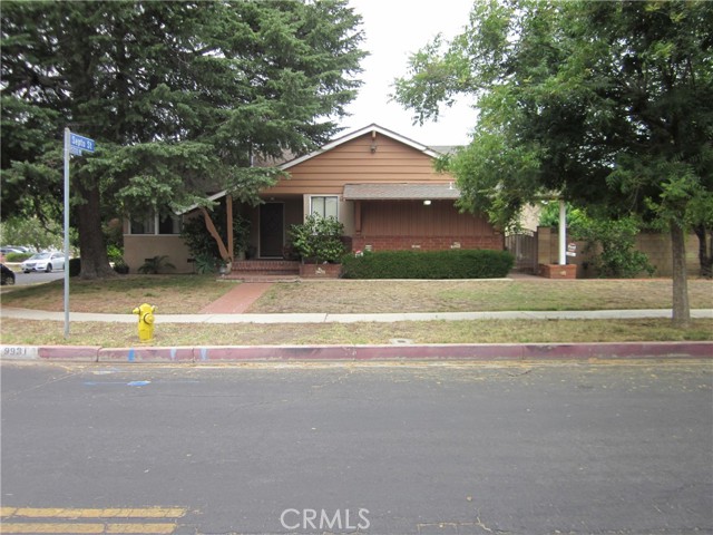 Property photo of 9931 Memory Park AV