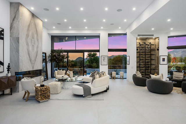 Property photo of 160 Kiva DR