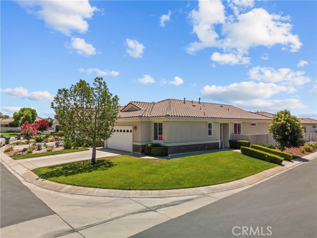 Property photo of 1195 Cliffrose Way