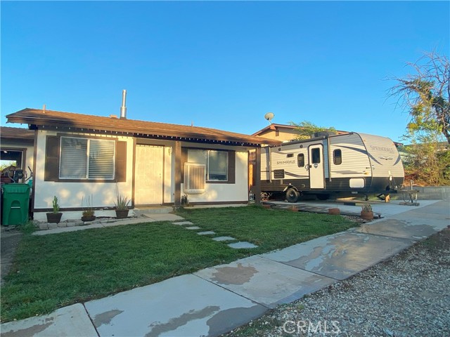 Property photo of 42058 Blueflax AV